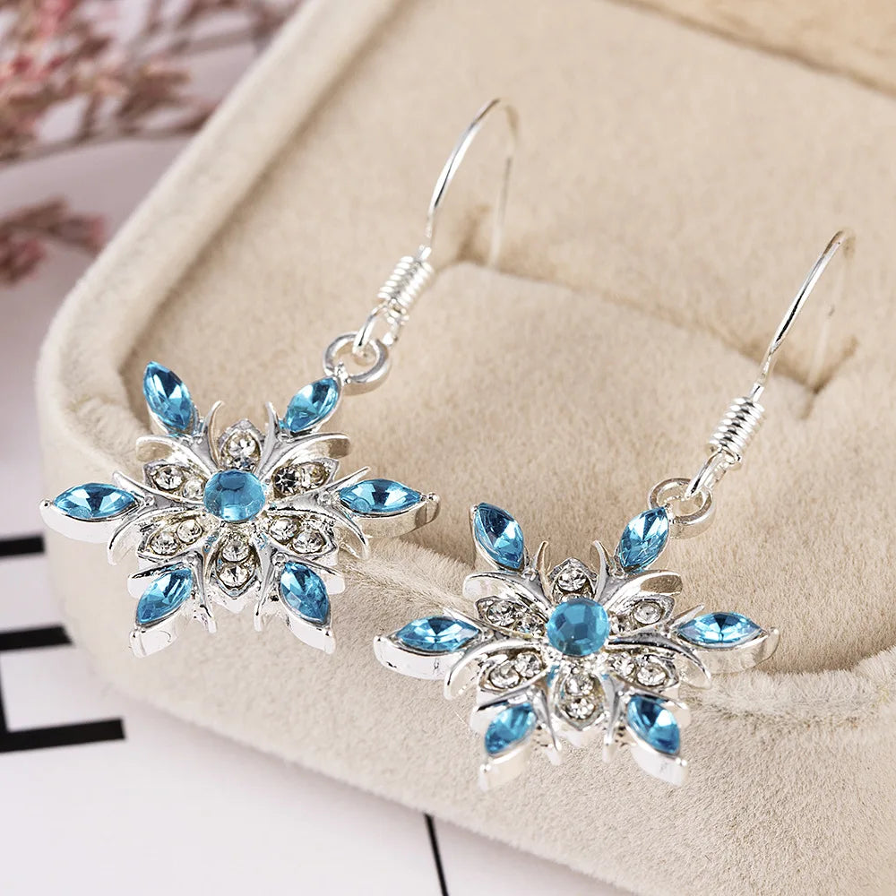 New Elegant Rhinestone Snowflake Drop Earring for Women / Fashion Crystal Zircon Dangle Earring / Christmas Jewelry Accessories