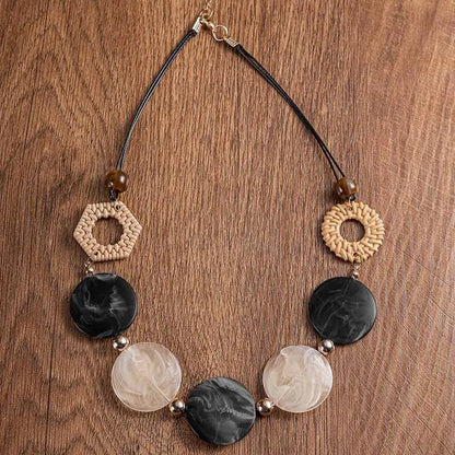 Vintage Handmade Acrylic Pendant Necklace Accessories for Women,  Fashion Jewelry