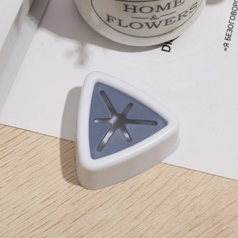 48027329069261|48027329298637