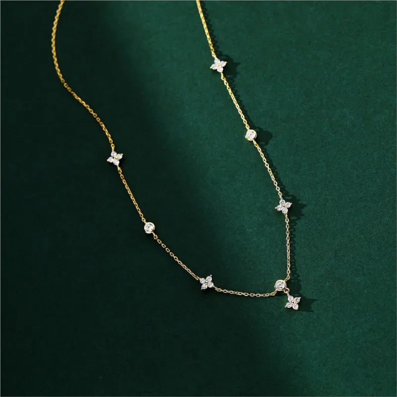 Inlaid Zircon Four-leaf Flower Chain Necklace for Women / Niche Light luxury choker