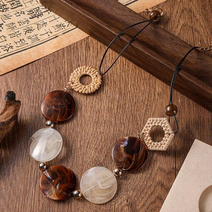 Vintage Handmade Acrylic Pendant Necklace Accessories for Women,  Fashion Jewelry